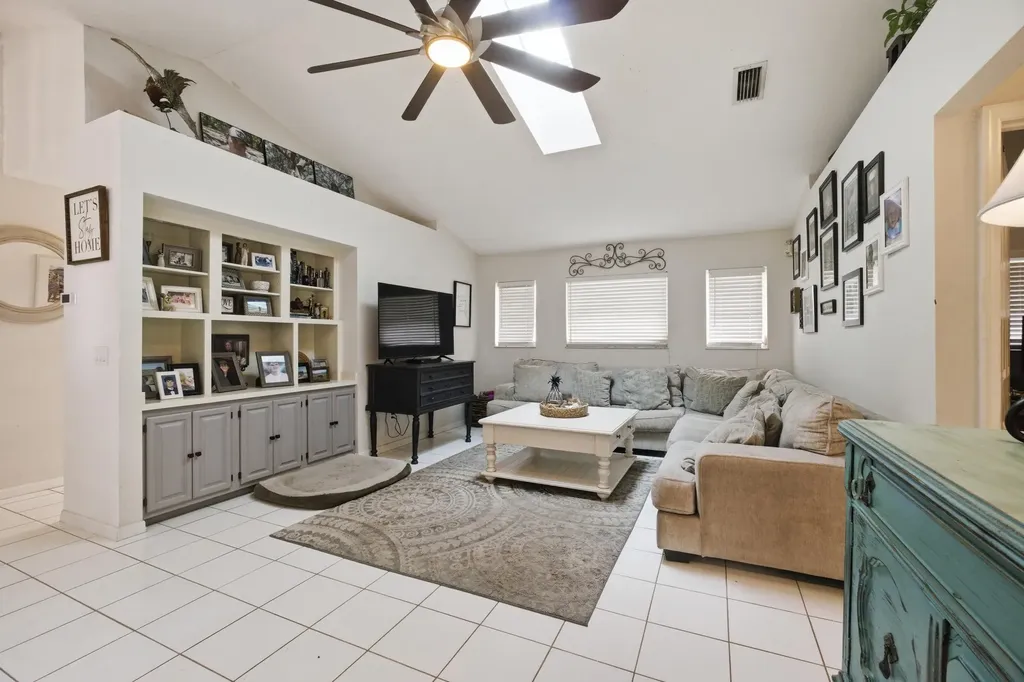 685 SW Post Terrace Port St Lucie FL 34953