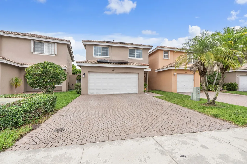 5474 NW 94th Terrace Sunrise FL 33351