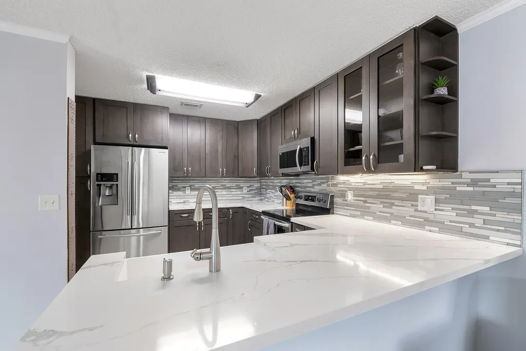 5474 NW 94th Terrace Sunrise FL 33351
