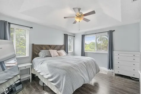 5474 NW 94th Terrace Sunrise FL 33351