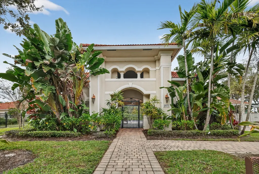 6720 Osage Circle Greenacres FL 33413