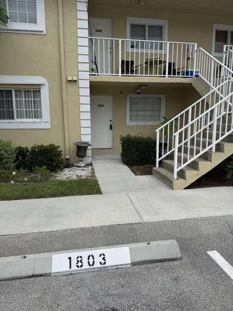 1803 Palm Beach Trace Drive Royal Palm Beach FL 33411