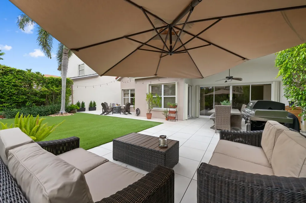 10927 La Salinas Circle Boca Raton FL 33428