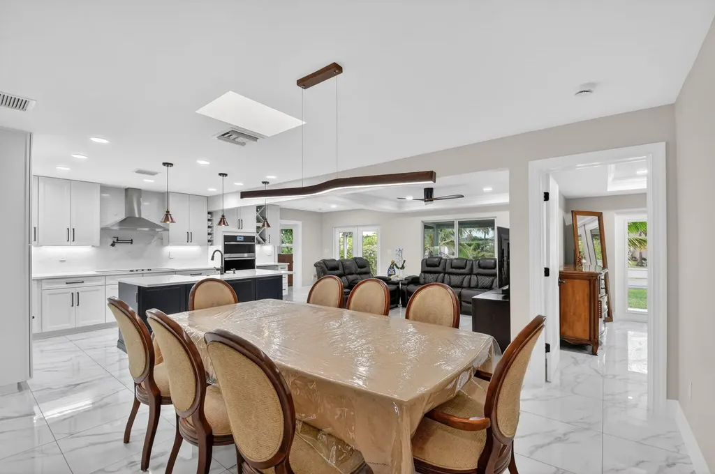 2277 Summit Boulevard West Palm Beach FL 33406