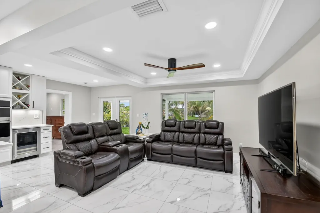 2277 Summit Boulevard West Palm Beach FL 33406