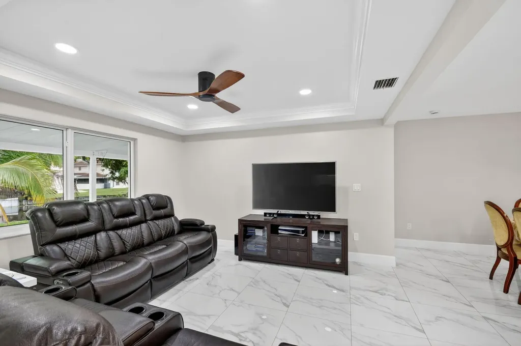 2277 Summit Boulevard West Palm Beach FL 33406