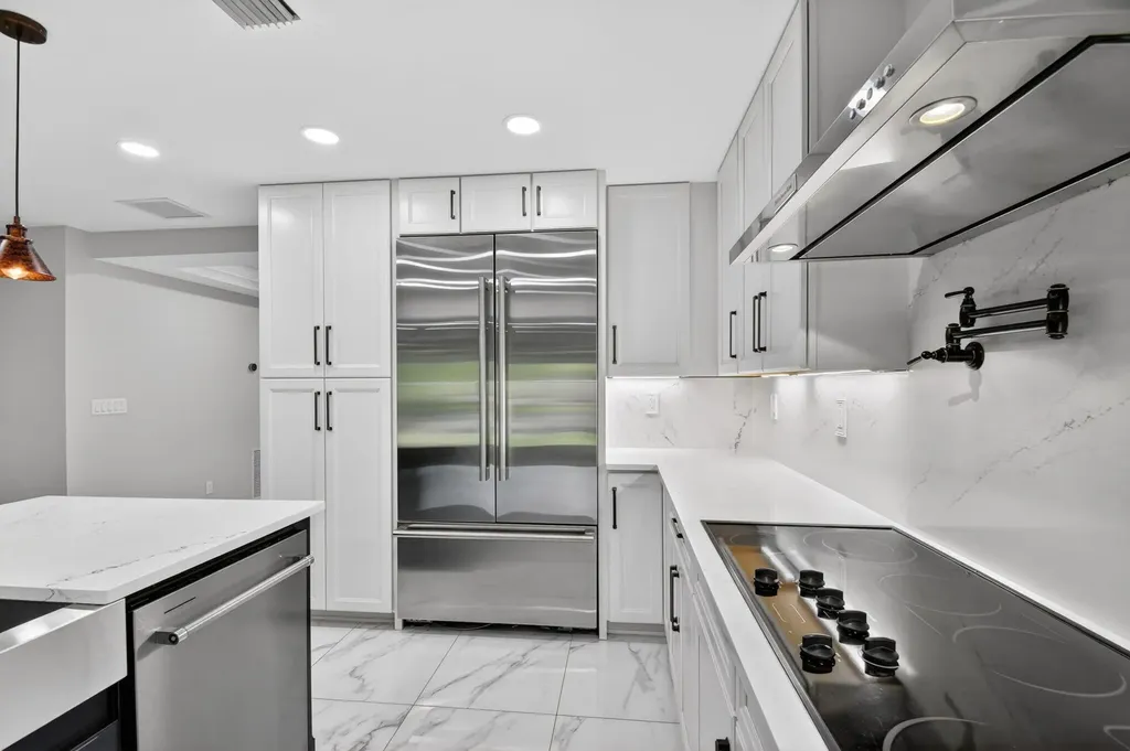 2277 Summit Boulevard West Palm Beach FL 33406