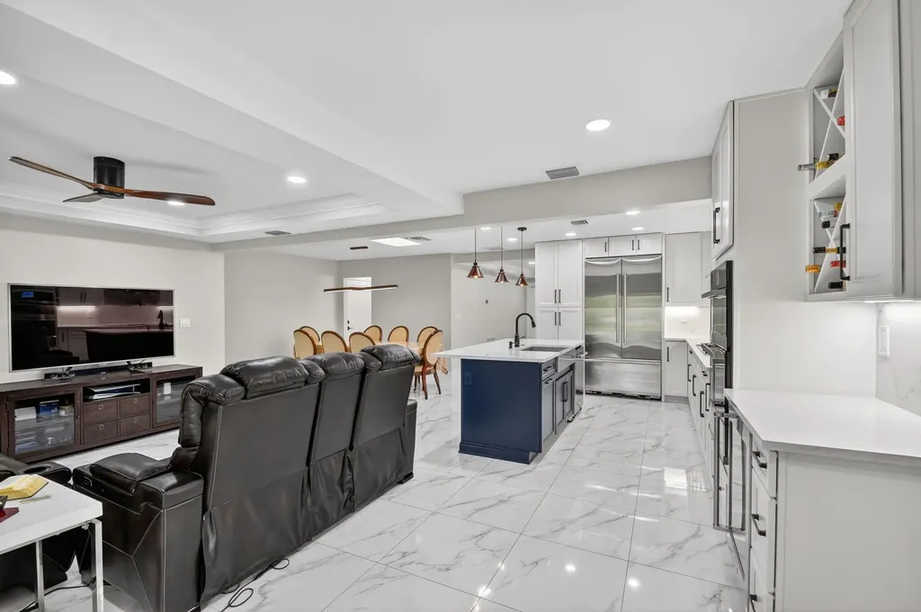 2277 Summit Boulevard West Palm Beach FL 33406