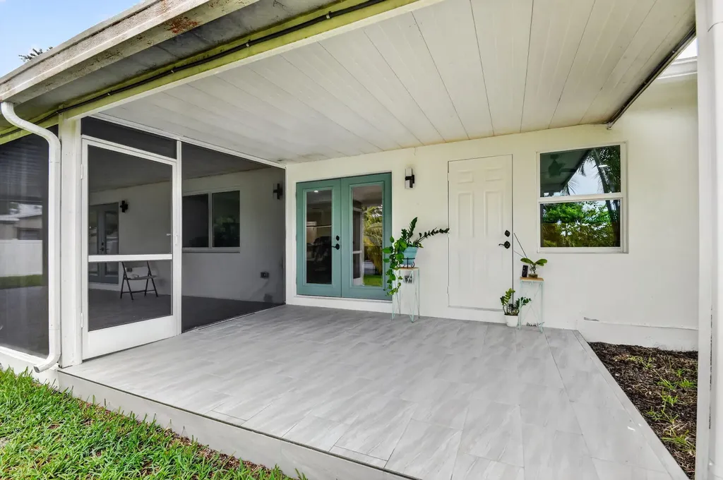 2277 Summit Boulevard West Palm Beach FL 33406