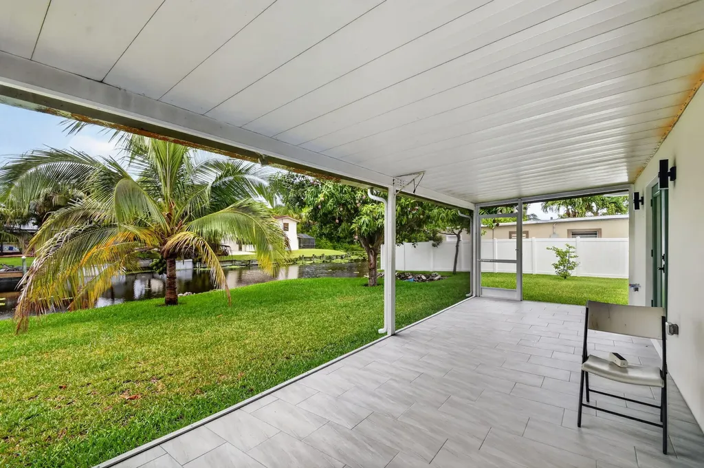 2277 Summit Boulevard West Palm Beach FL 33406