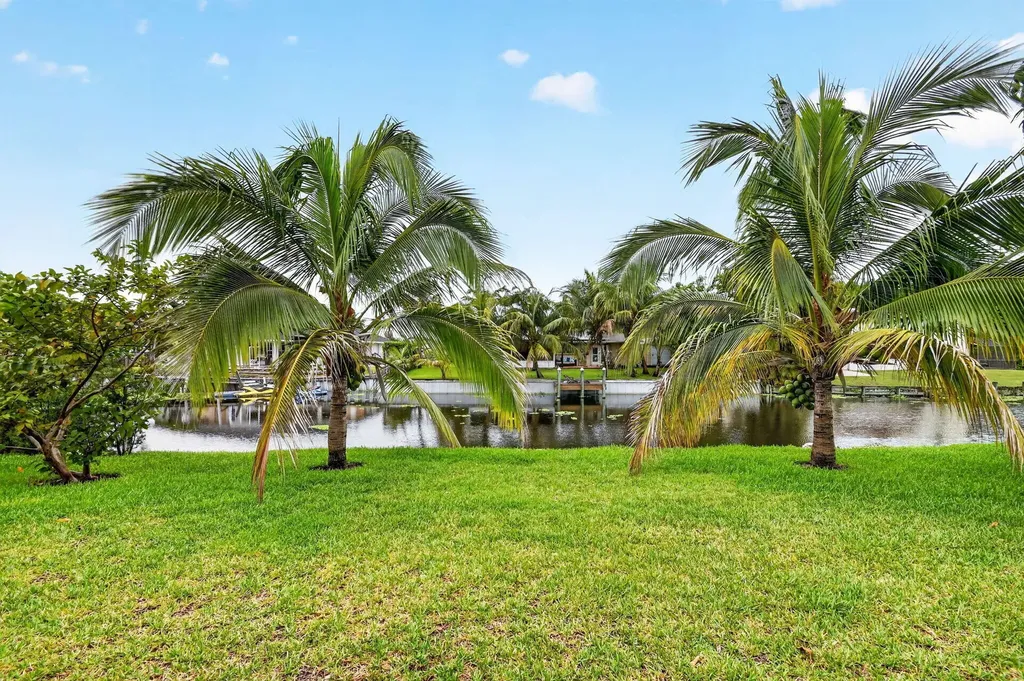 2277 Summit Boulevard West Palm Beach FL 33406