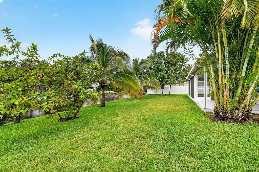 2277 Summit Boulevard West Palm Beach FL 33406