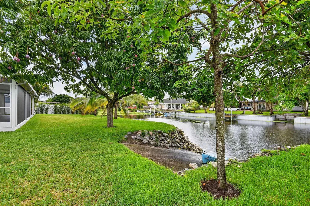 2277 Summit Boulevard West Palm Beach FL 33406