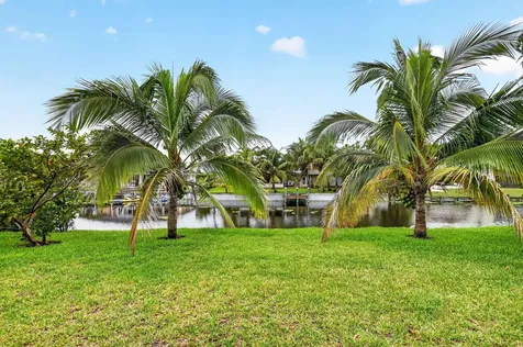 2277 Summit Boulevard West Palm Beach FL 33406