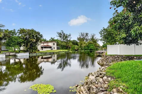 2277 Summit Boulevard West Palm Beach FL 33406