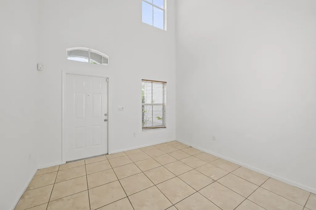 304 N Palm Villas Way Palm Springs FL 33461