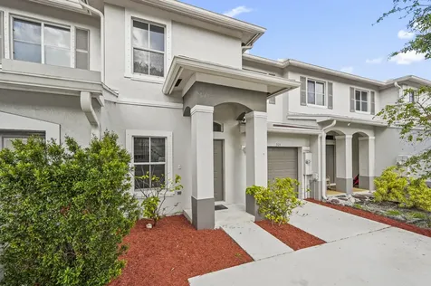 304 N Palm Villas Way Palm Springs FL 33461