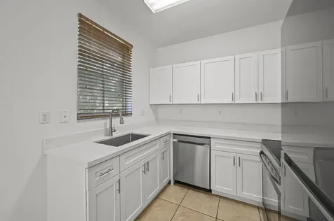 304 N Palm Villas Way Palm Springs FL 33461
