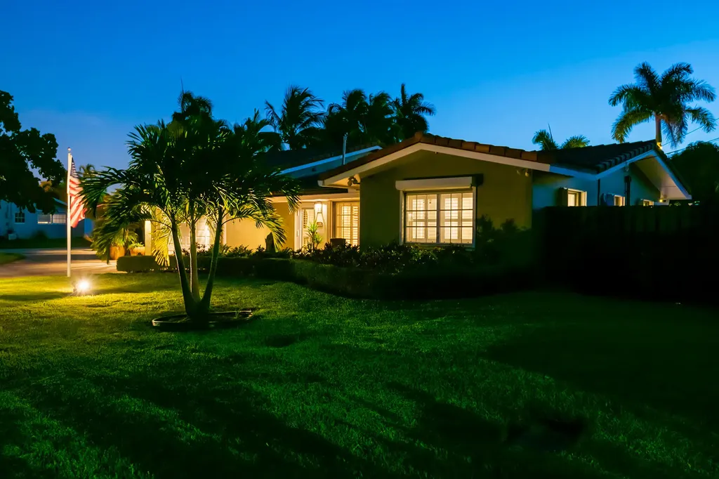 1755 E Terra Mar Drive Lauderdale By The Sea FL 33062