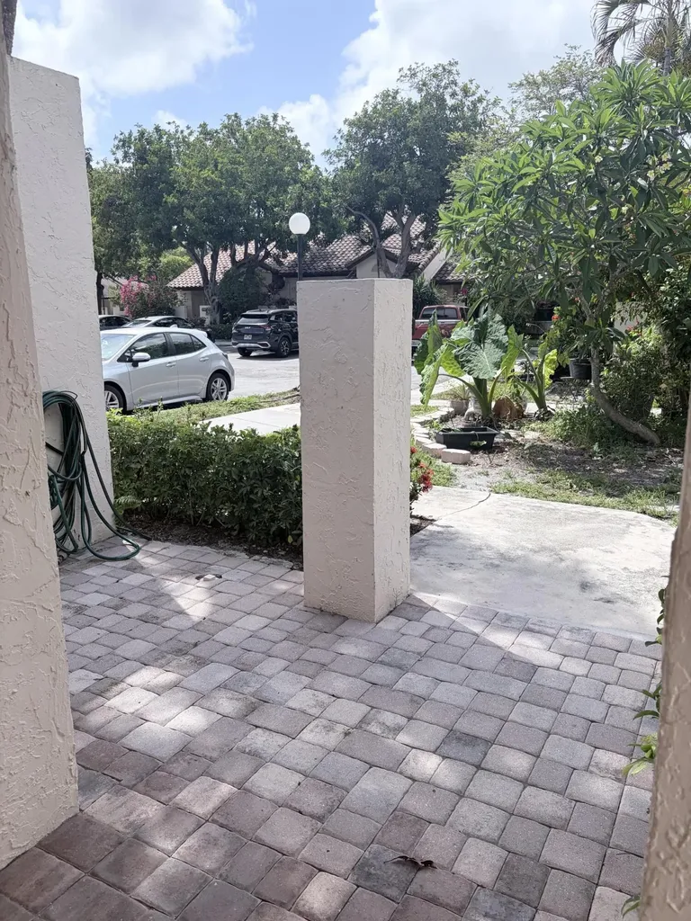 3072 Inglewood Terrace Boca Raton FL 33431