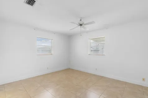 1714 SW 19th Drive Boynton Beach FL 33426
