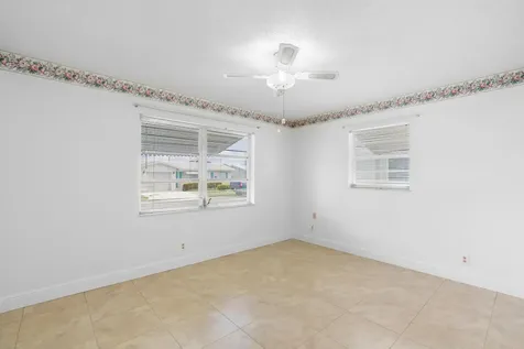 1714 SW 19th Drive Boynton Beach FL 33426
