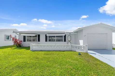 1714 SW 19th Drive Boynton Beach FL 33426