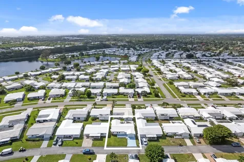 1714 SW 19th Drive Boynton Beach FL 33426