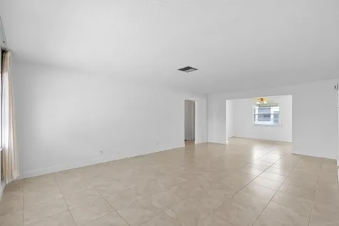 1714 SW 19th Drive Boynton Beach FL 33426