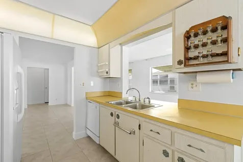 1714 SW 19th Drive Boynton Beach FL 33426