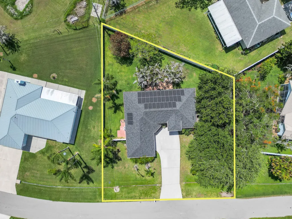 2522 SE Lyman Circle Port St Lucie FL 34952