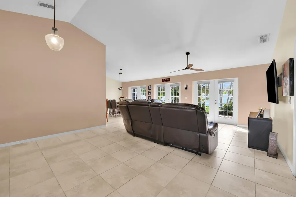 2522 SE Lyman Circle Port St Lucie FL 34952