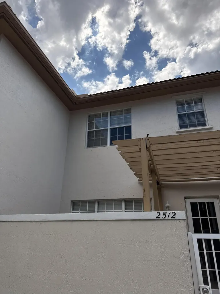 2512 NW 4th Street Boynton Beach FL 33426