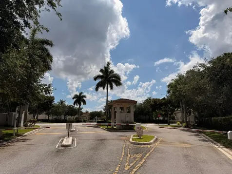 2512 NW 4th Street Boynton Beach FL 33426