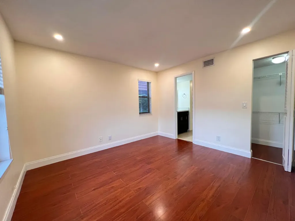 21911 Lake Forest Circle Boca Raton FL 33433