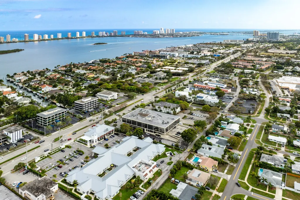 631 Us-1 North Palm Beach FL