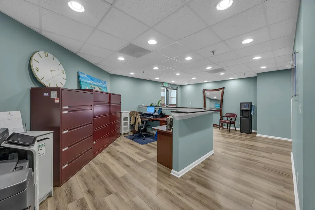 631 Us-1 North Palm Beach FL