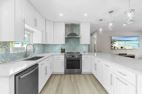 612 SE 10th Avenue Deerfield Beach FL 33441