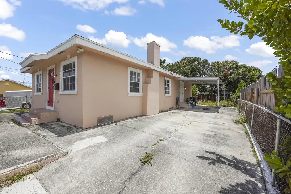 816 20th Street West Palm Beach FL 33407