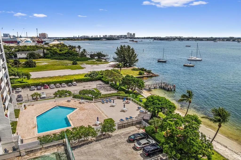 5600 N Flagler Drive West Palm Beach FL 33407