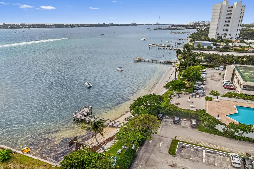 5600 N Flagler Drive West Palm Beach FL 33407