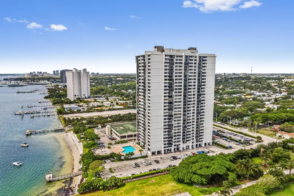 5600 N Flagler Drive West Palm Beach FL 33407