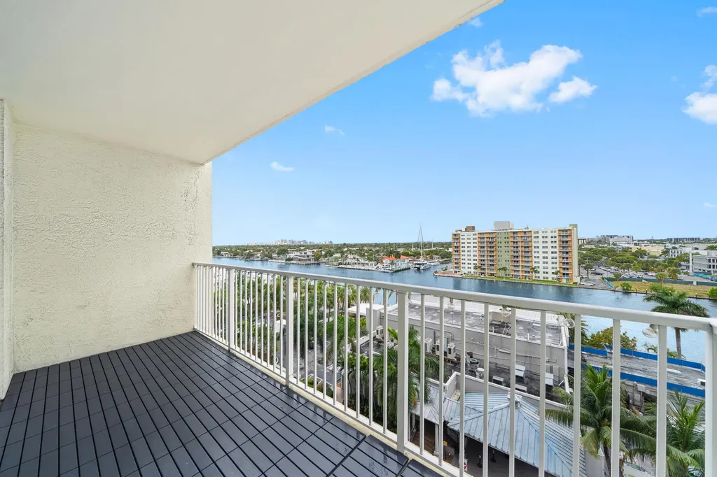 3020 NE 32nd Avenue Fort Lauderdale FL 33311