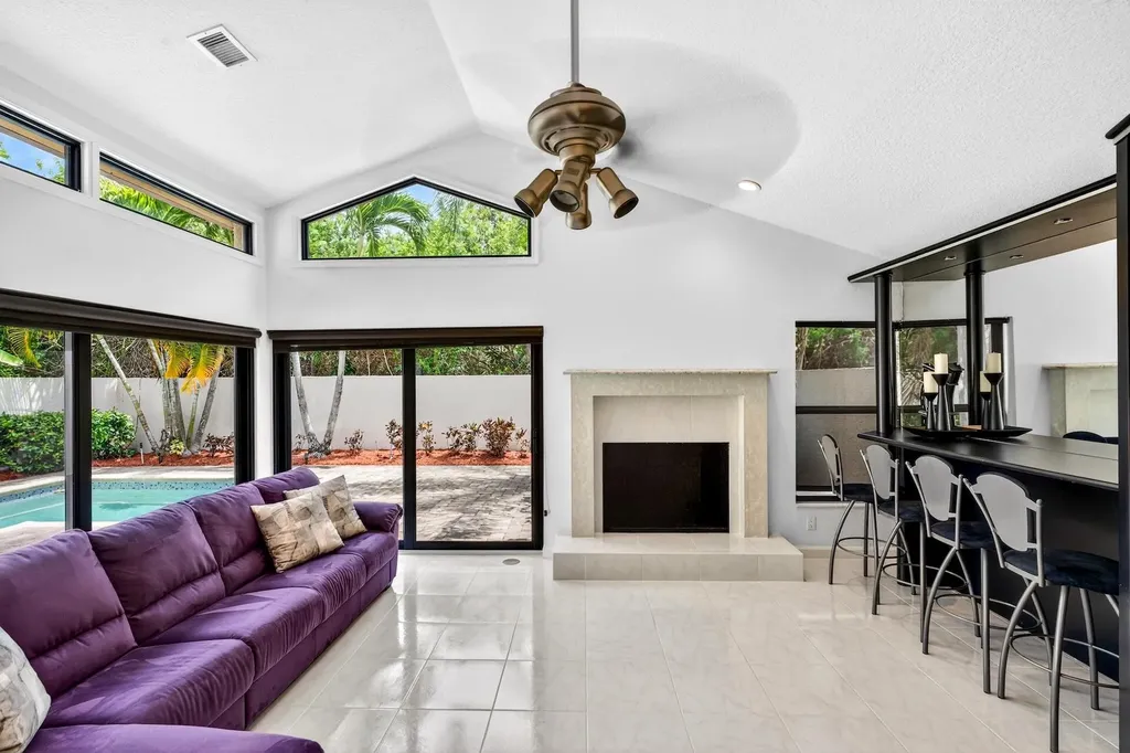 21849 Town Place Drive Boca Raton FL 33433
