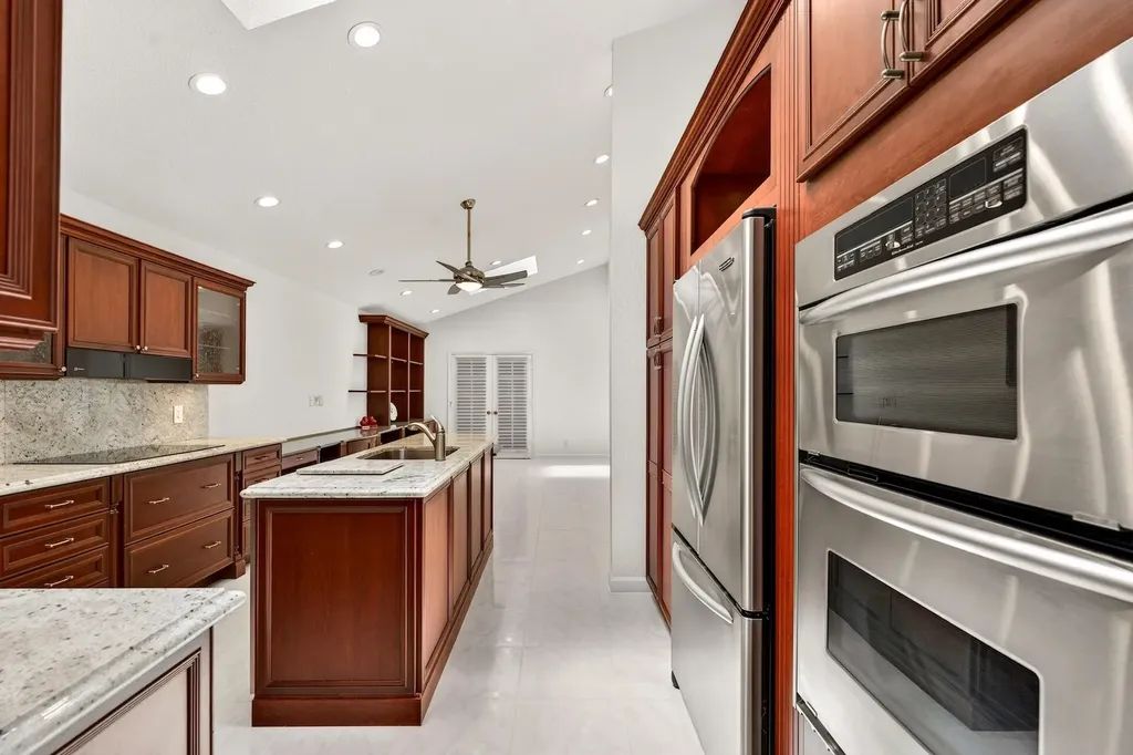 21849 Town Place Drive Boca Raton FL 33433