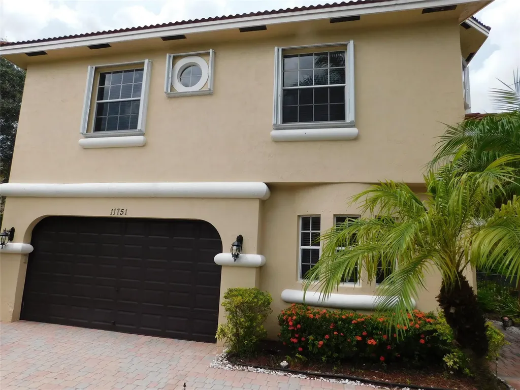 11751 NW 1st Street Plantation FL 33325