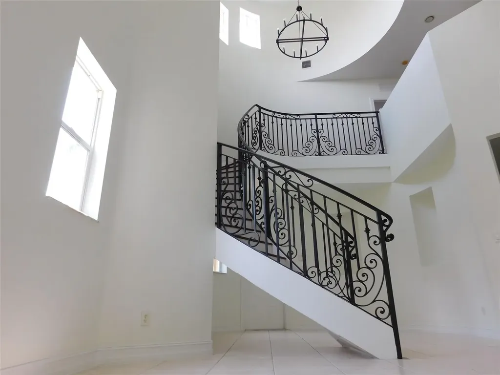 11751 NW 1st Street Plantation FL 33325