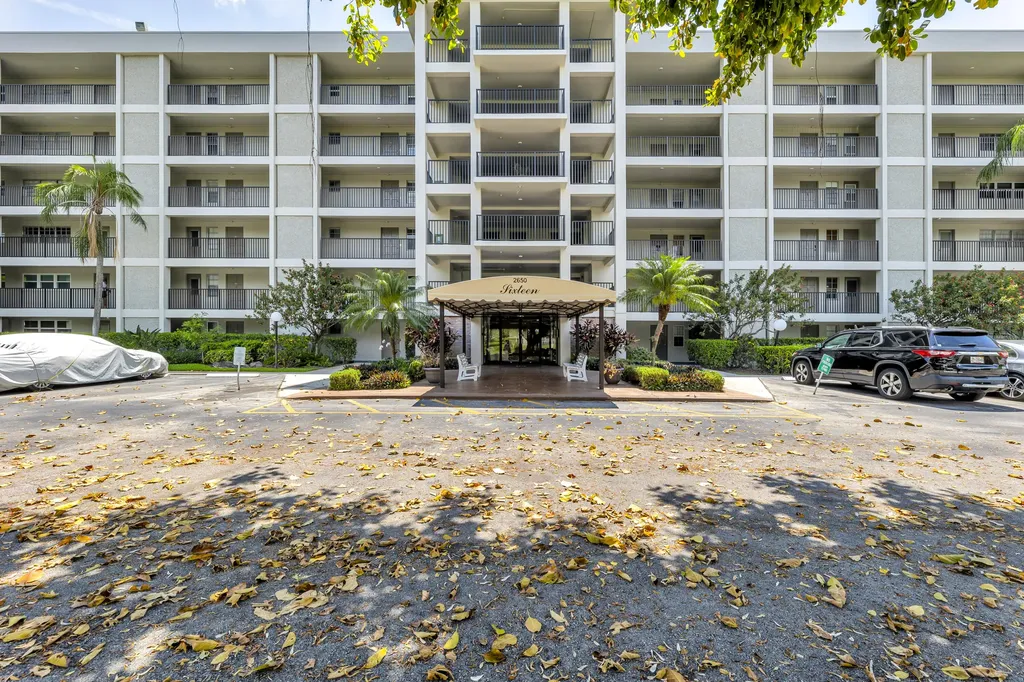 2650 S Course Drive Pompano Beach FL 33069
