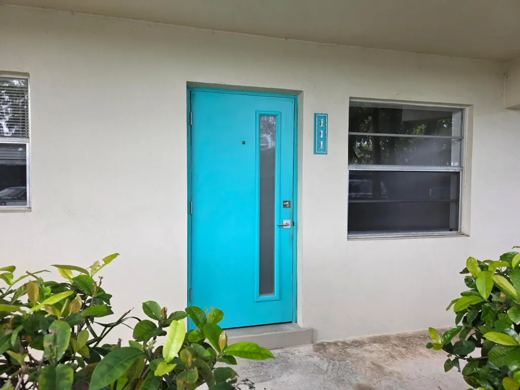640 SE 2nd Avenue Boynton Beach FL 33435