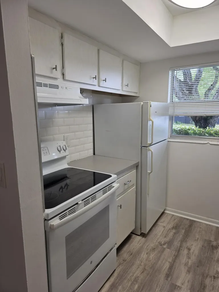 640 SE 2nd Avenue Boynton Beach FL 33435